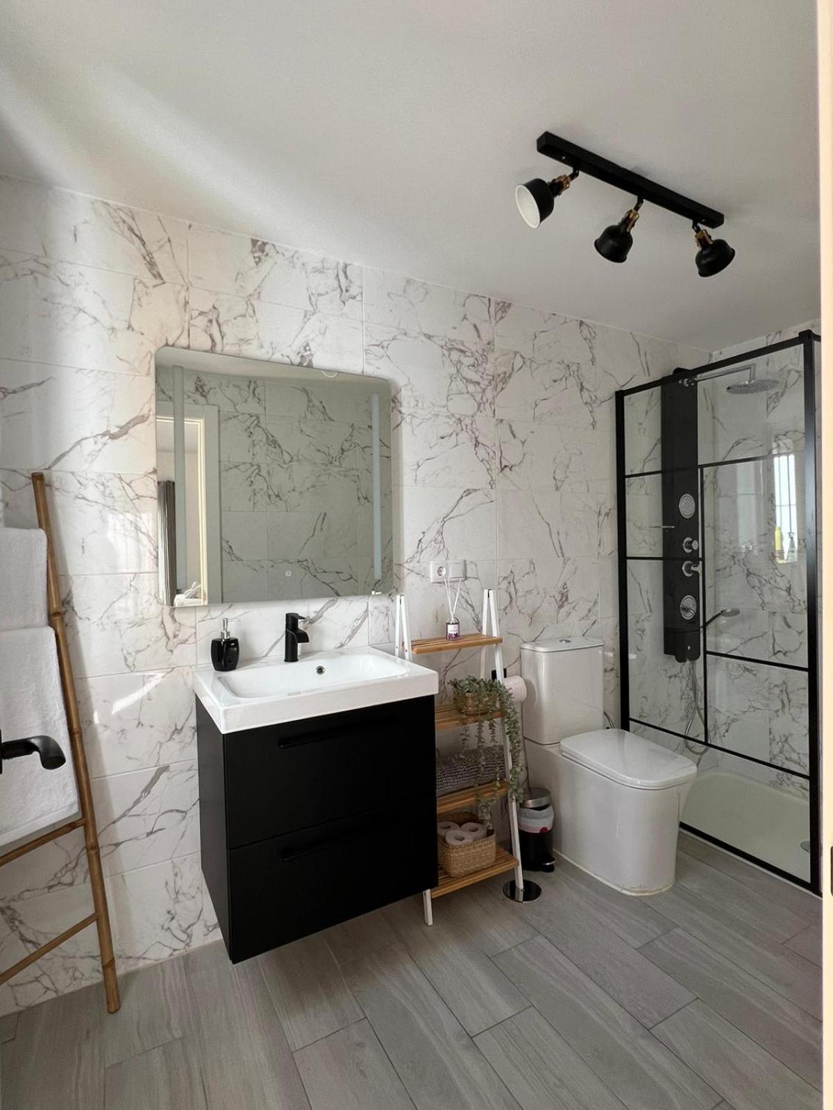 Apartamentos Turisticos A.Parra Jerez de la Frontera Zewnętrze zdjęcie