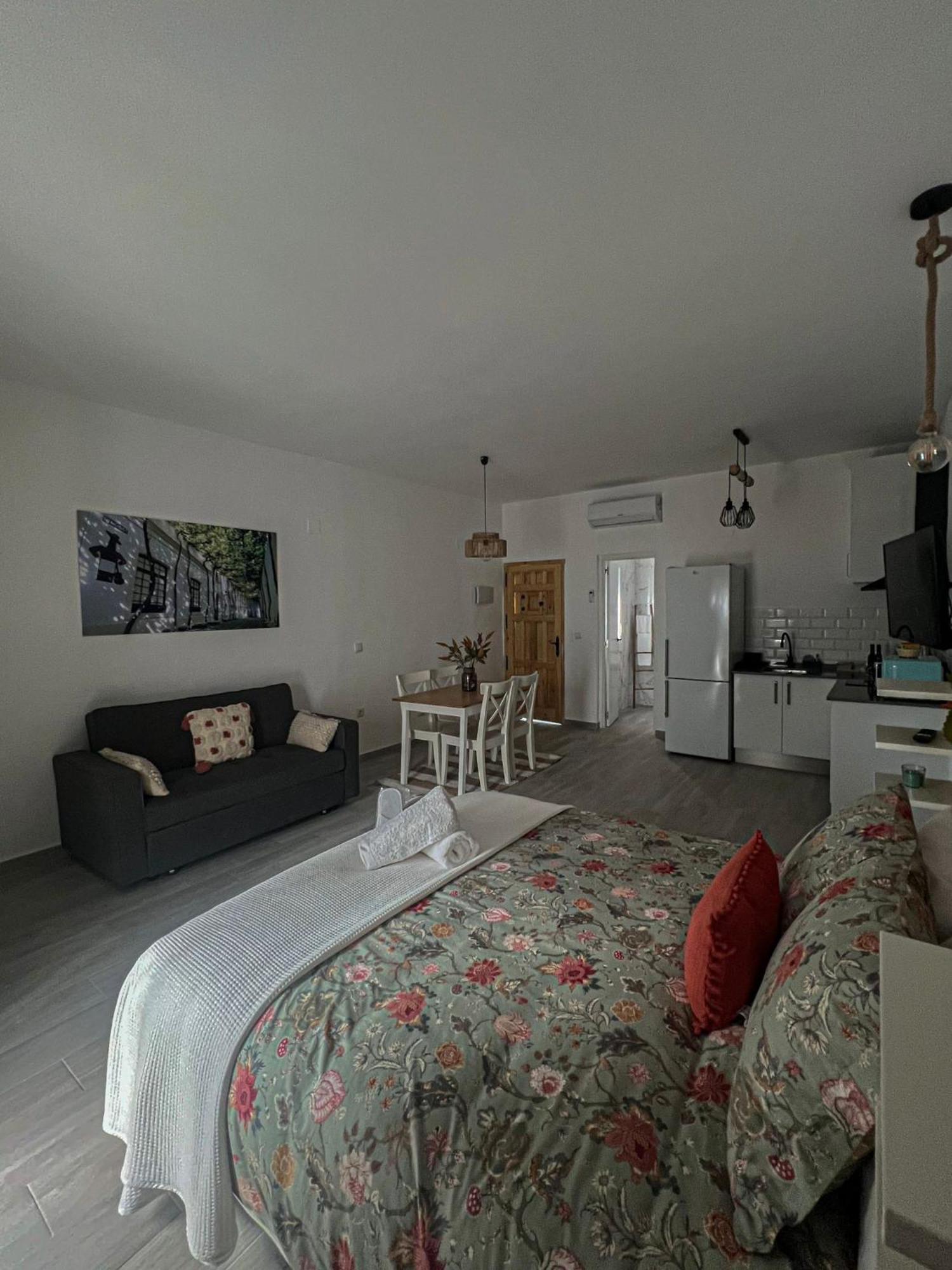 Apartamentos Turisticos A.Parra Jerez de la Frontera Zewnętrze zdjęcie